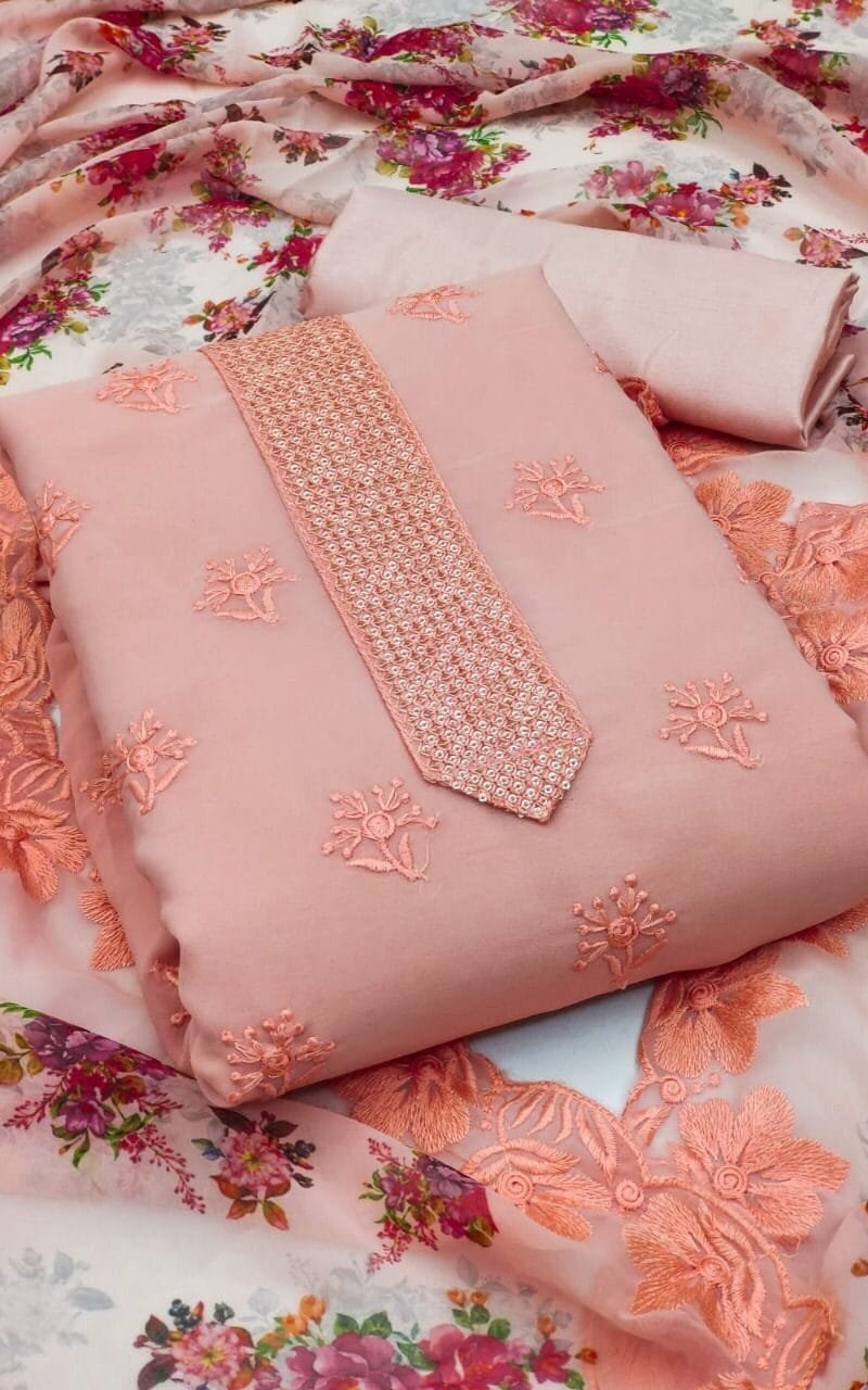 Buy Exclusive Fancy Dress In Surat For Ladies