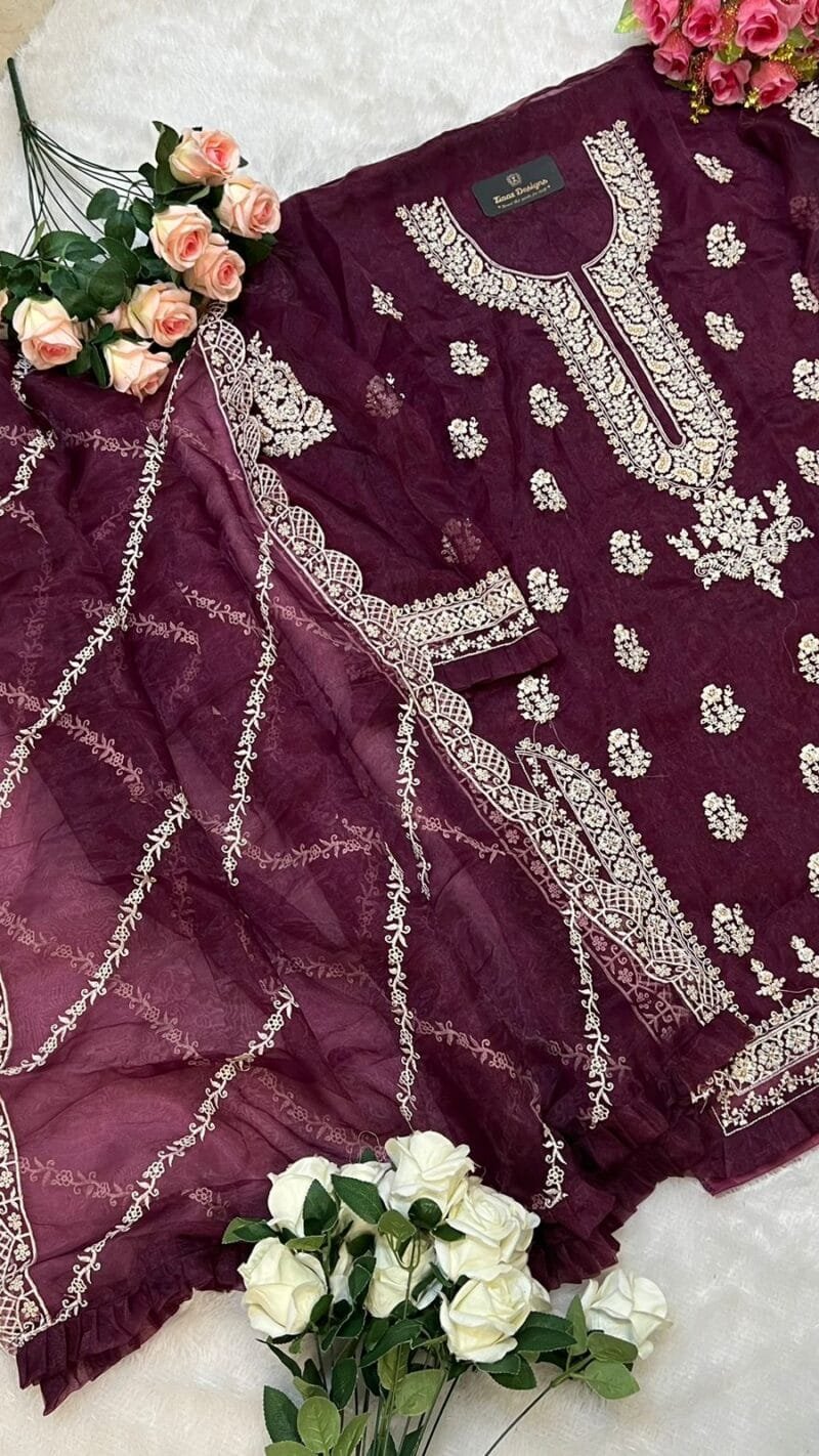 Pakistani Dresses In Dubai