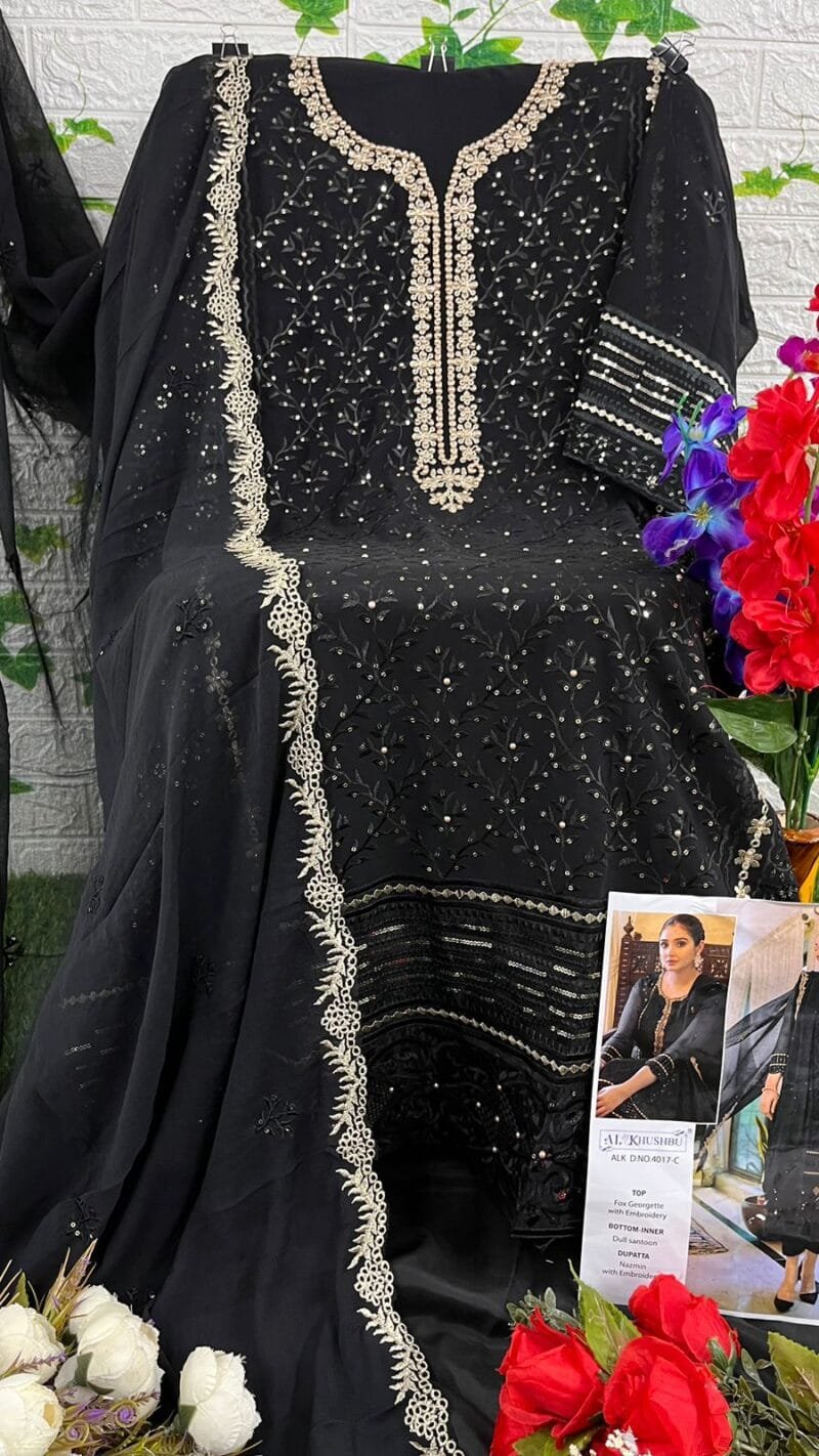 Pakistani Suit Design 2023