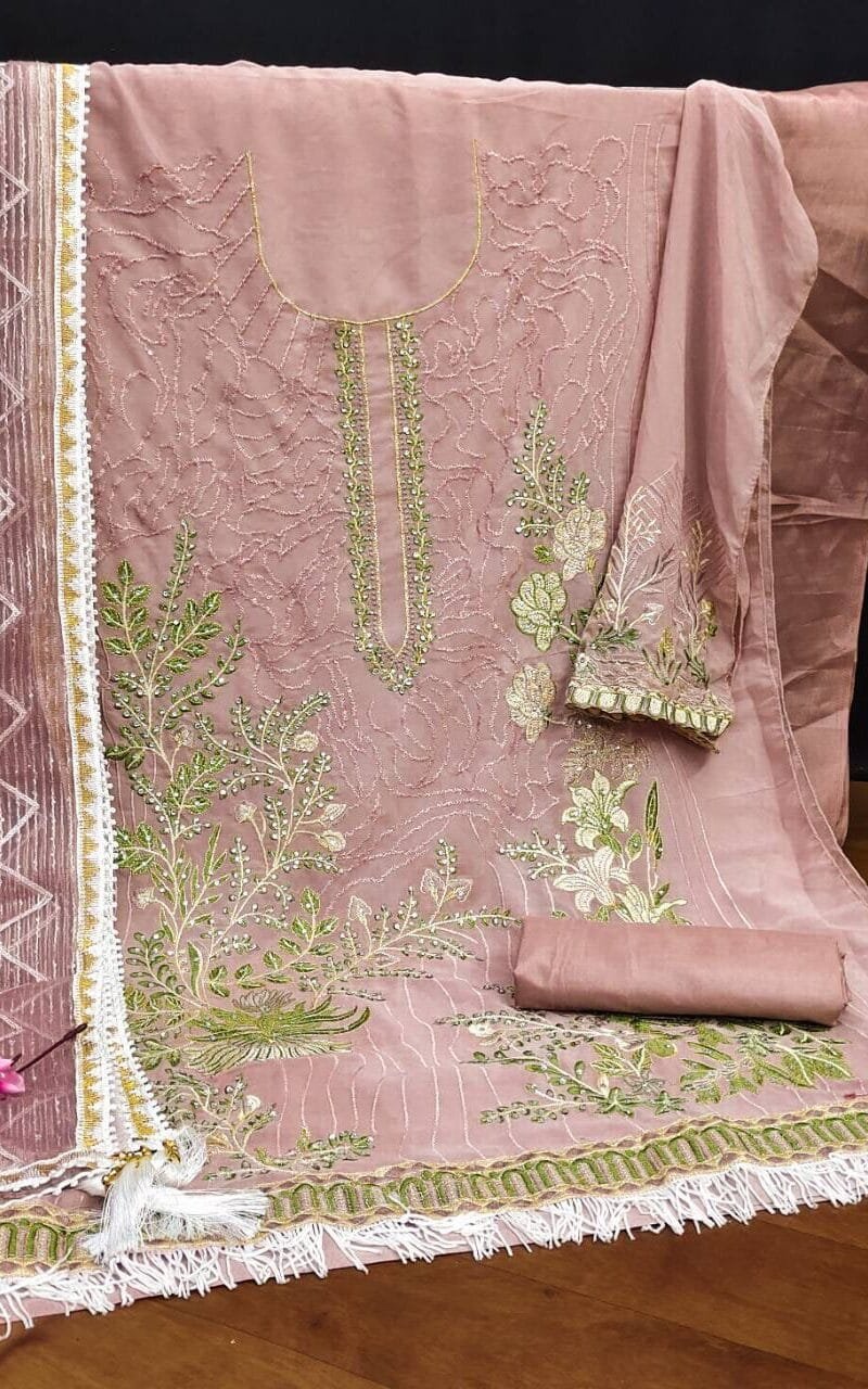 Pakistani Suits Uk