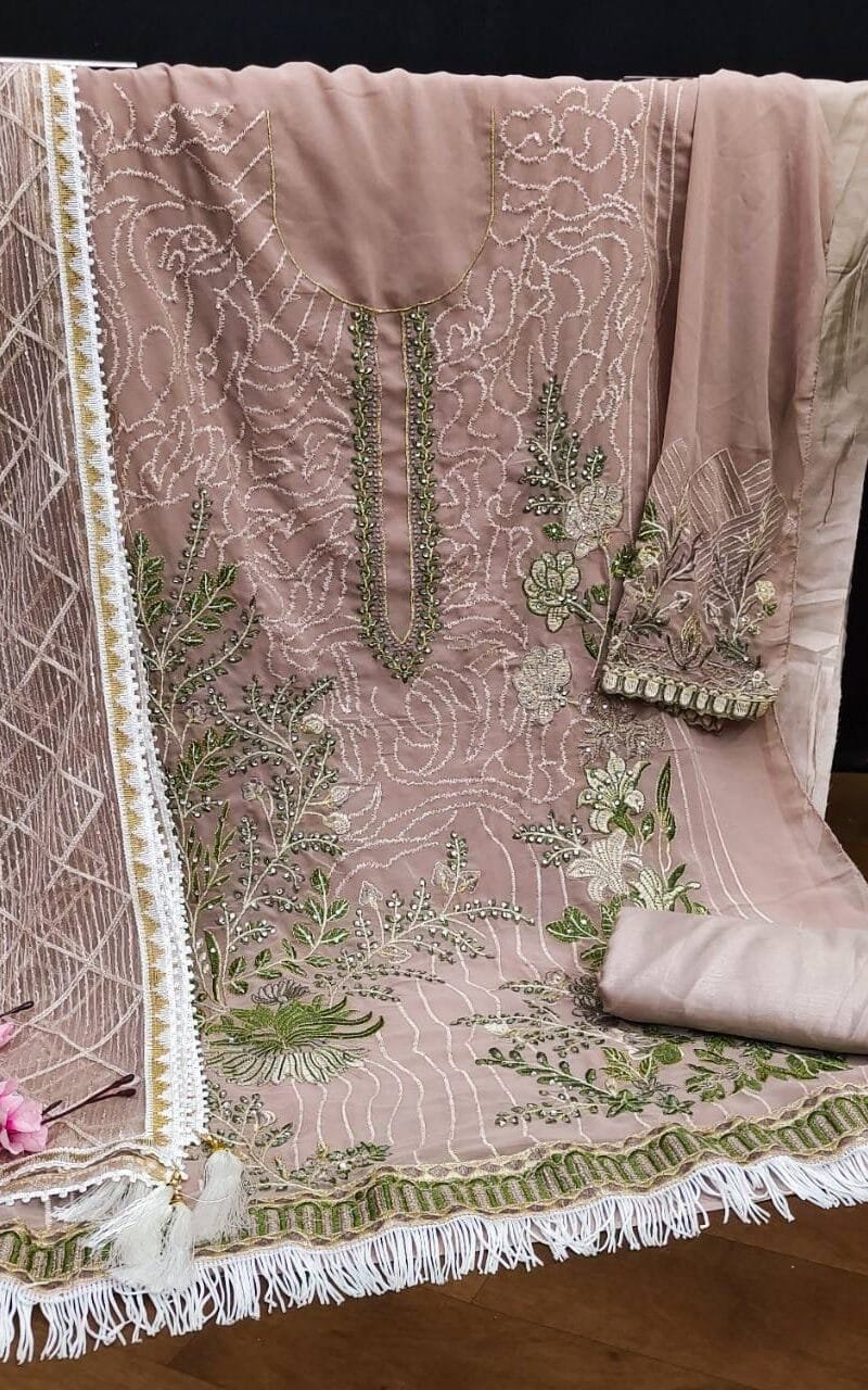 Readymade Pakistani Suits Online