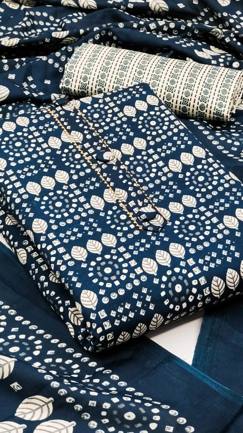 Exclusive Dress Material Suit For Women Wholesale