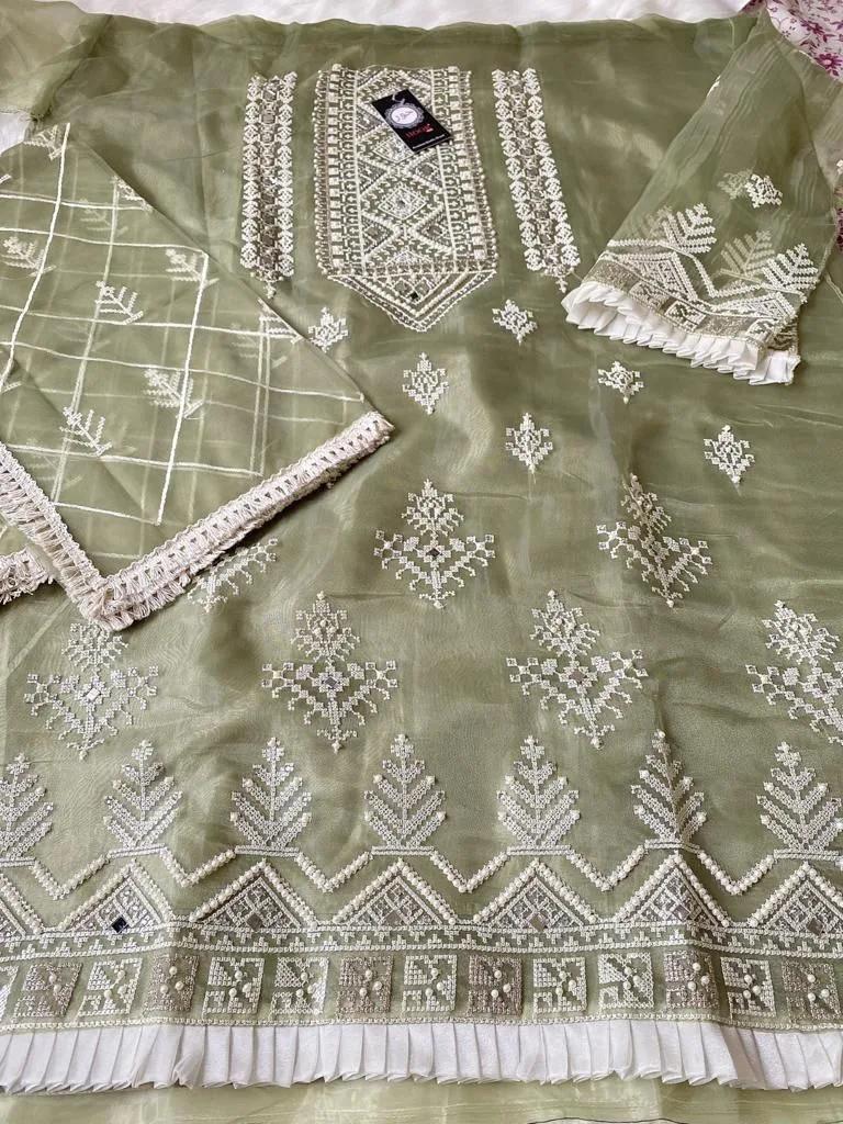 London Online Pakistani Clothes