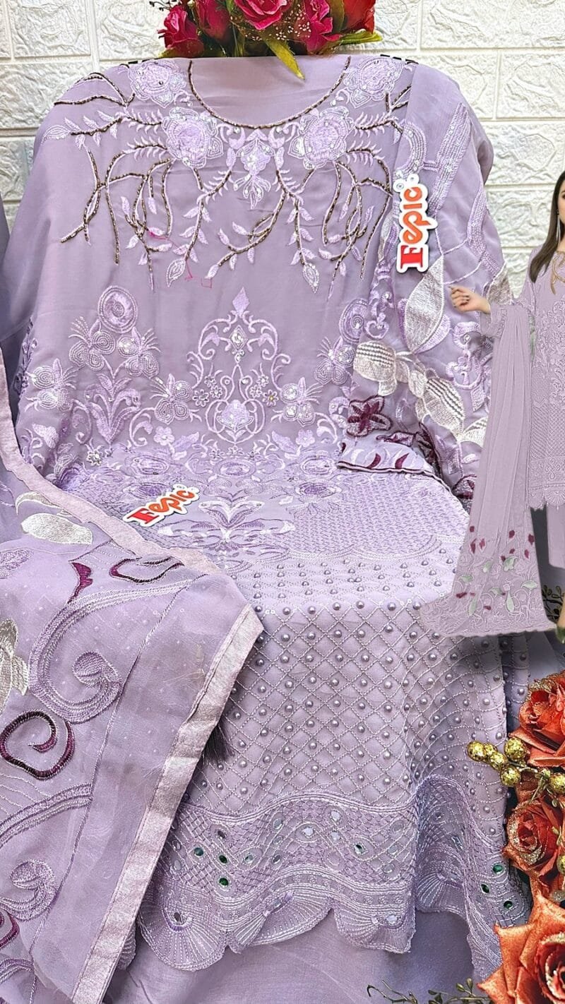 Online Sale Of Pakistani Suits In India