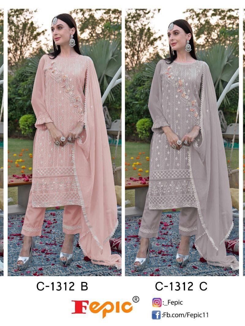 Pakistani Clothes Vs Indian Clothes