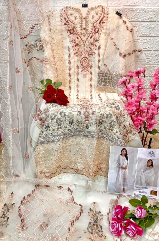Pakistani Dress Collection 2023