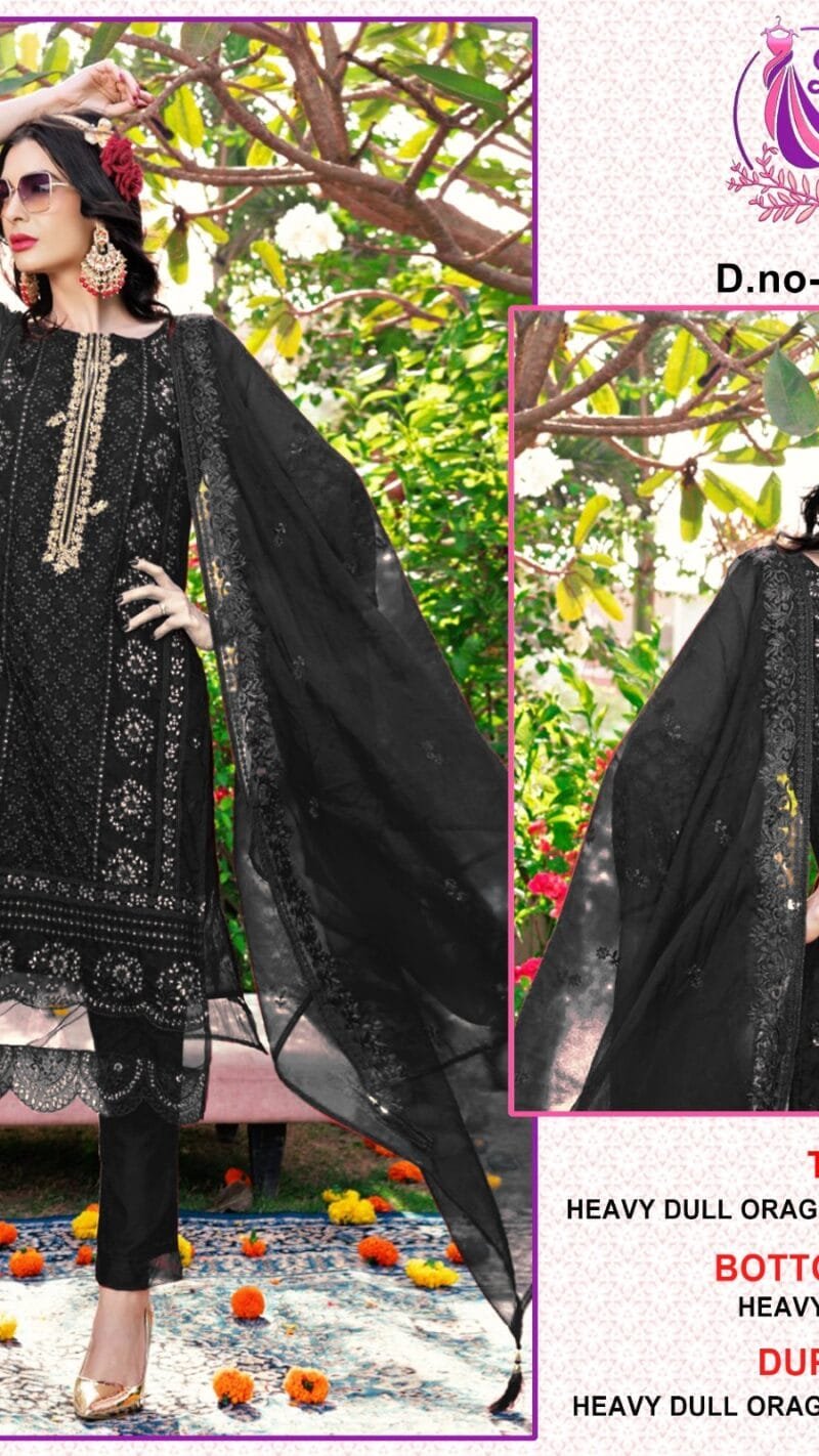 Pakistani Dress Woman