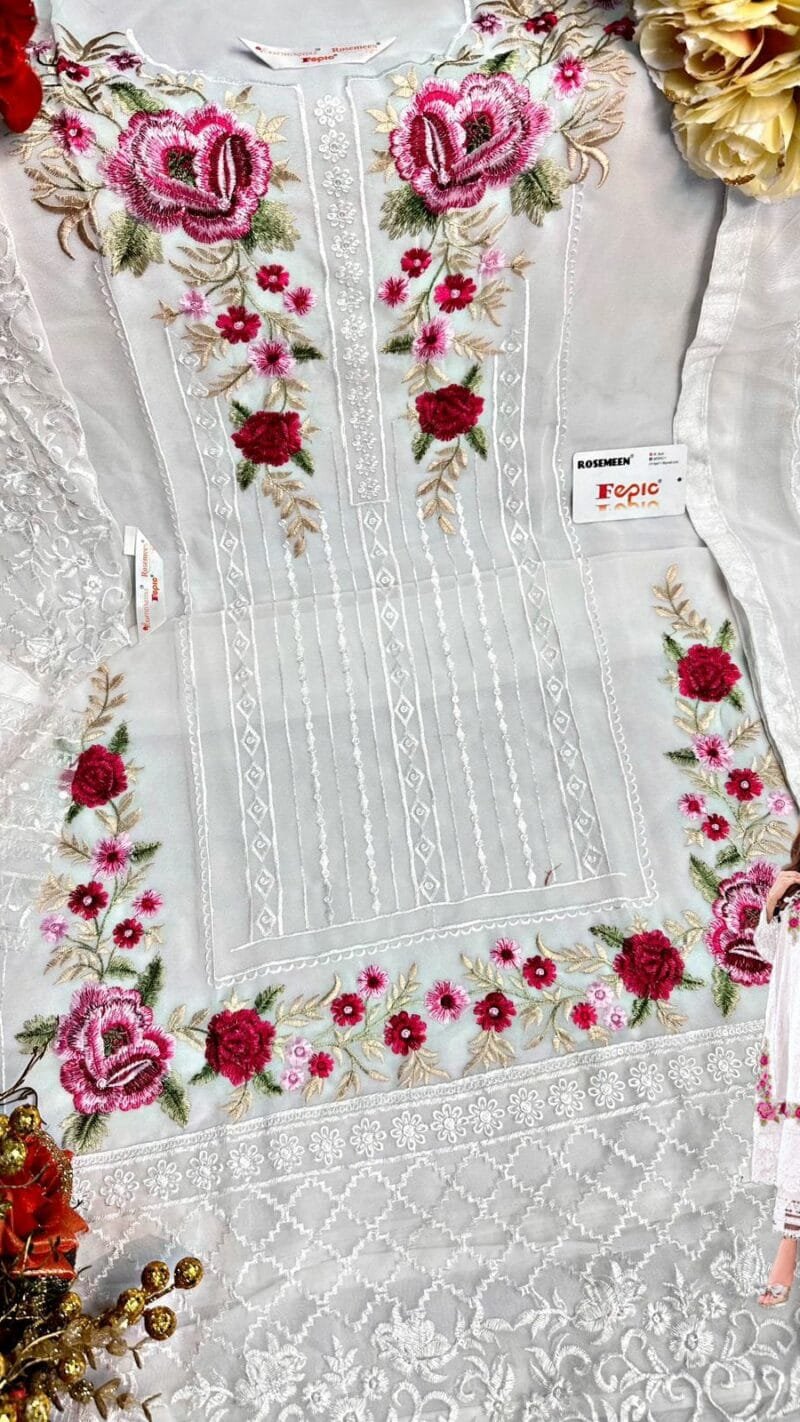 Pakistani Dresses In Surat Wholesale