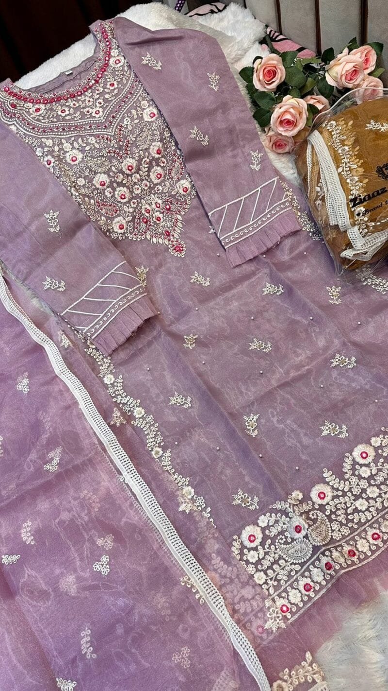 Pakistani Suits Wholesale India