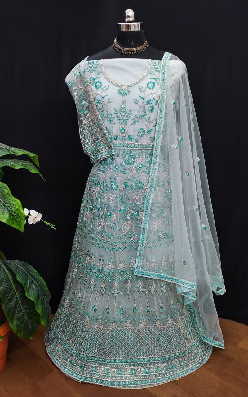 Pakistani Dresses Online