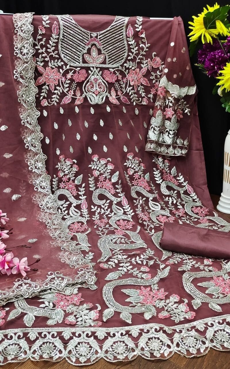 Pakistani Dresses With Gown