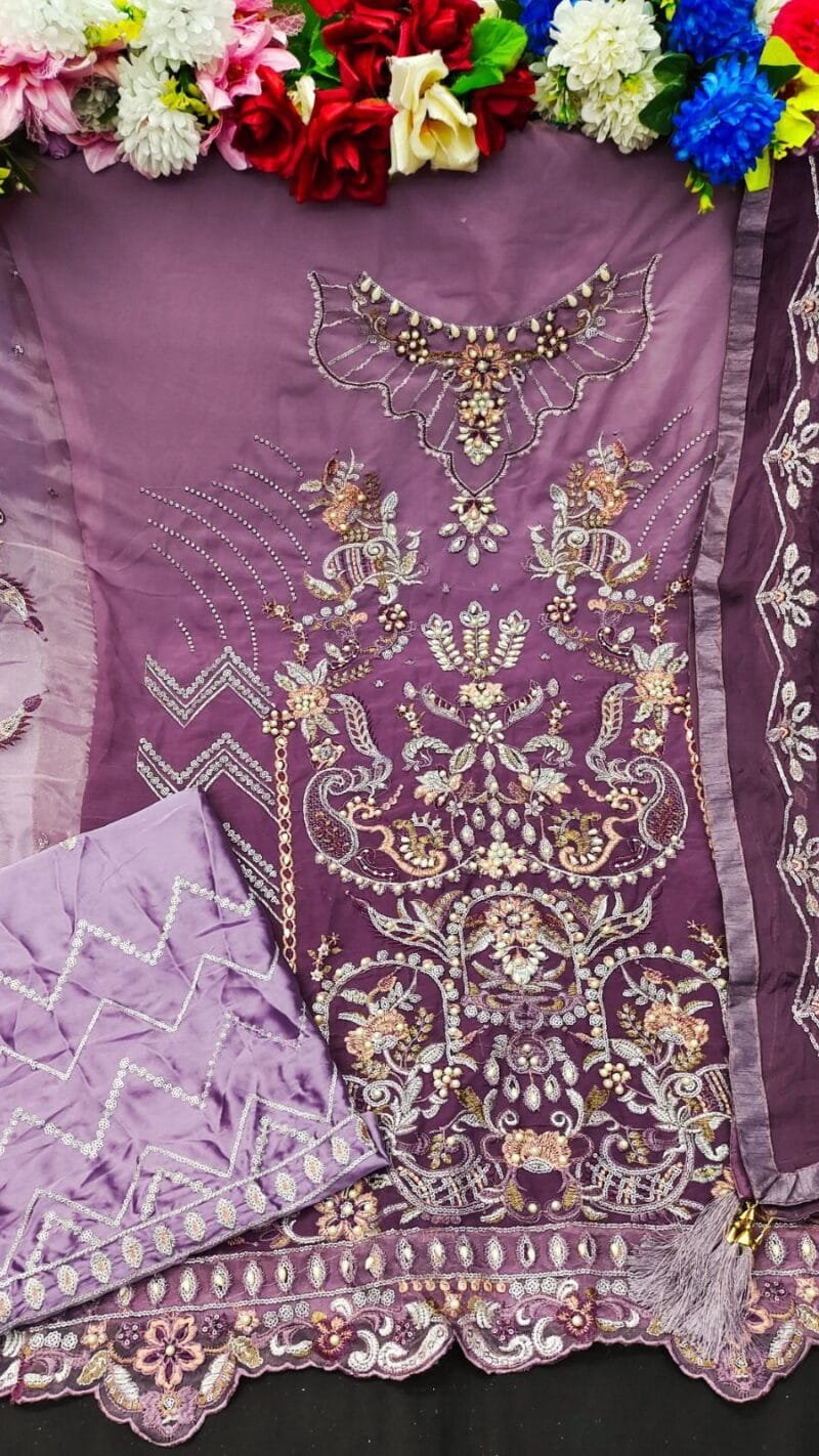 Pakistani Embroidery Designs
