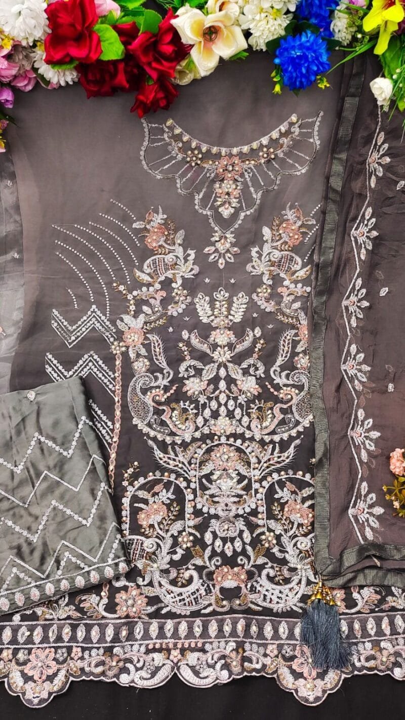Pakistani Suits Wholesale Dubai