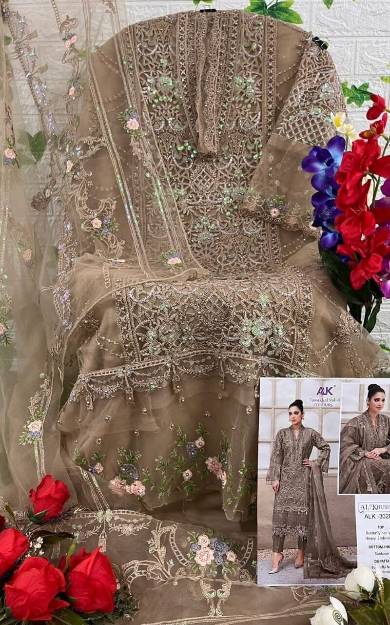 Wholesale Pakistani Suits In Sharjah