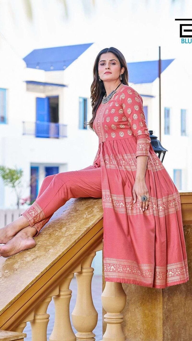 Maharani Blue Hills Rayon 14kg Foil Print Centre Cut Kurti