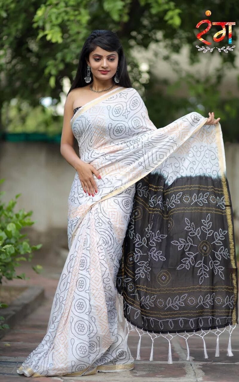 New Collection In Bandhej Pavitra Rang Pure Mulmul Cotton