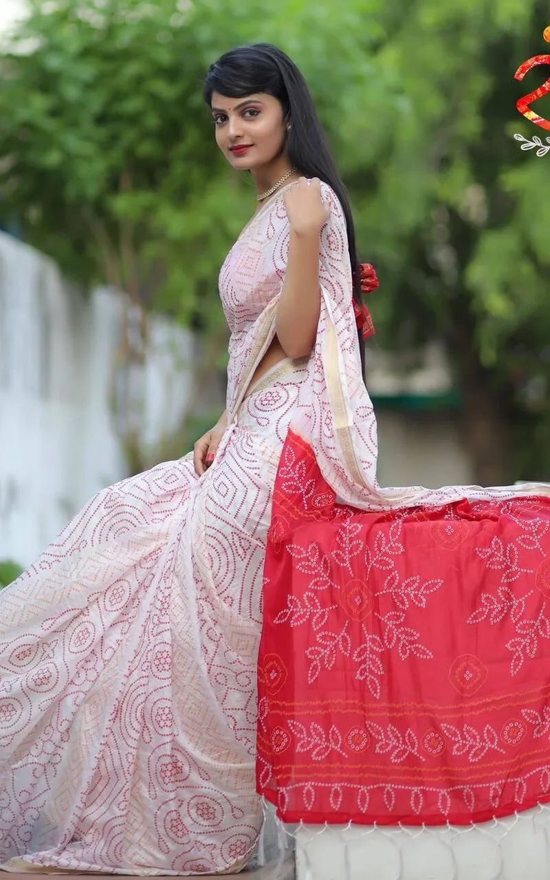 New Collection In Bandhej Pavitra Rang Pure Mulmul Cotton