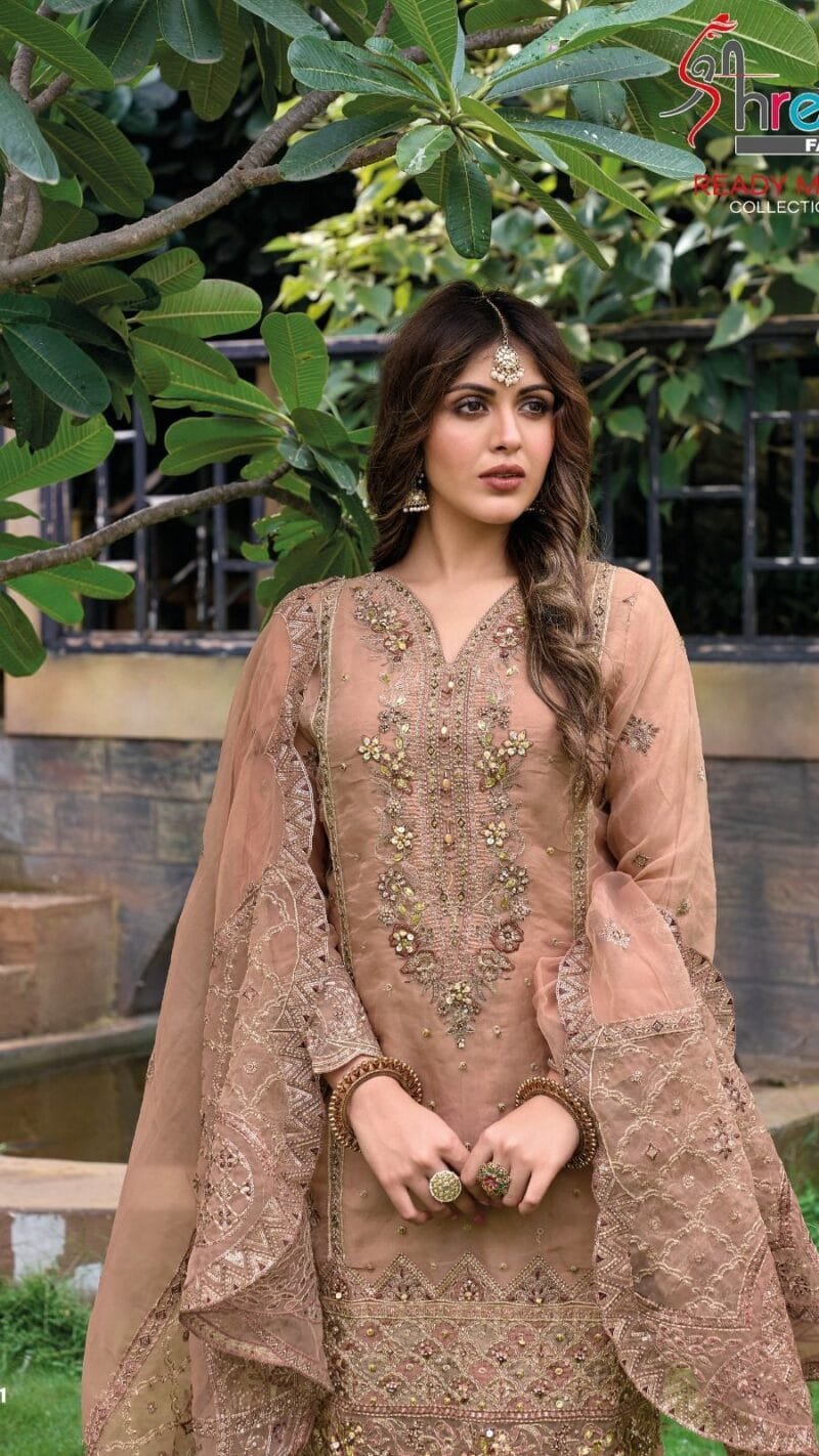 Wholesale Pakistani Suits Online India