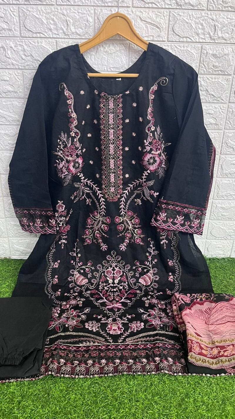 Where To Buy Clothes Wholesale USA