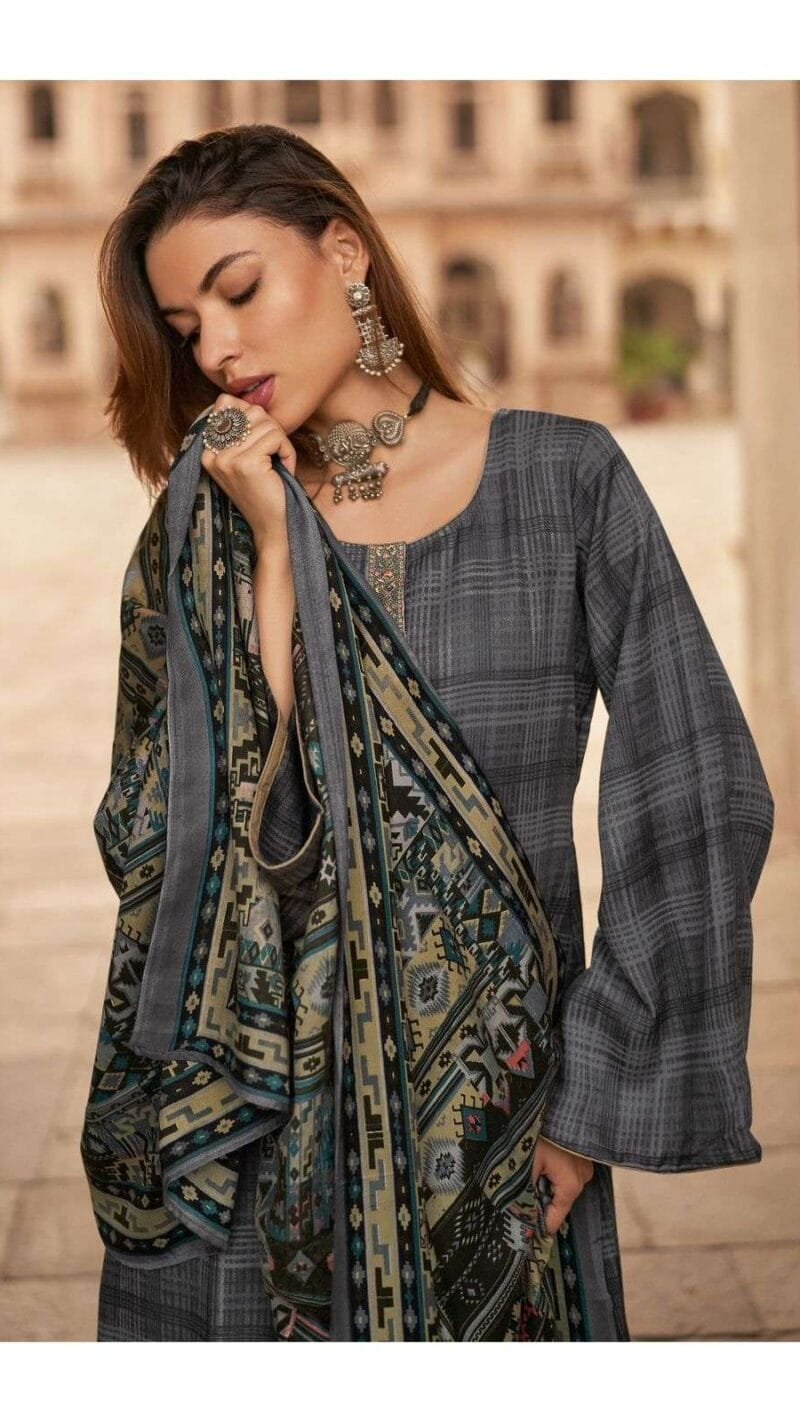 Wholesale Brand Clothes USA
