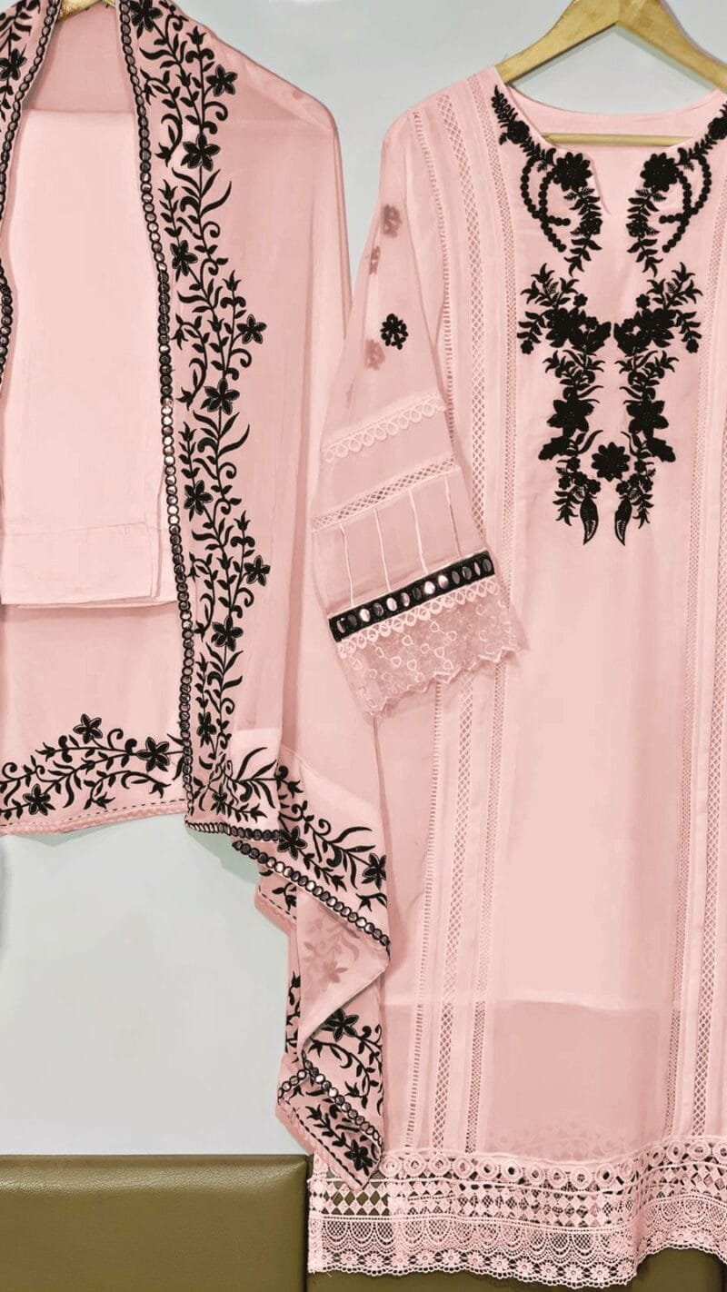 Wholesale Clothes Near Me USA
