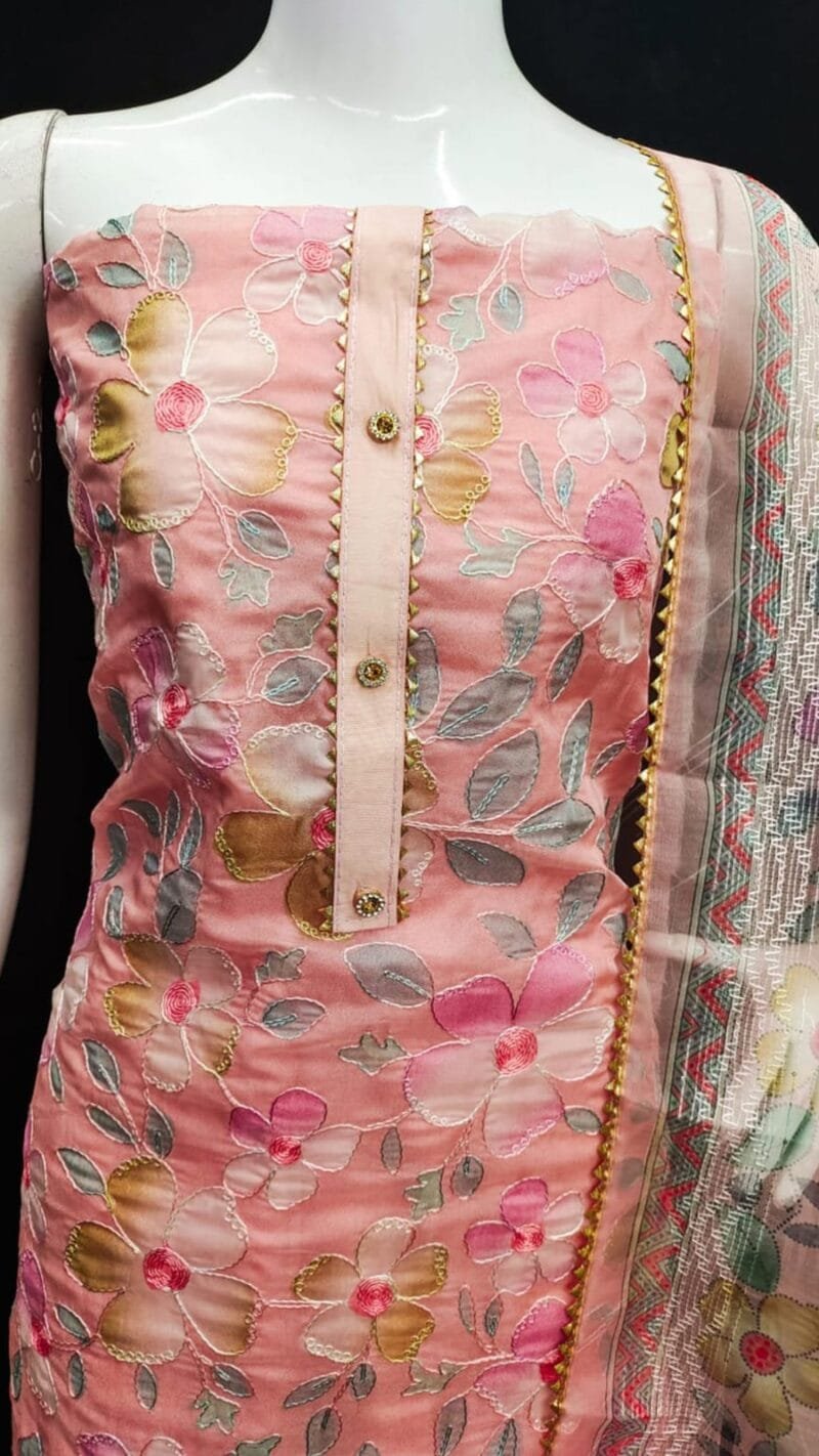 Wholesale Clothes Rack USA ORGANZA SILK WORK