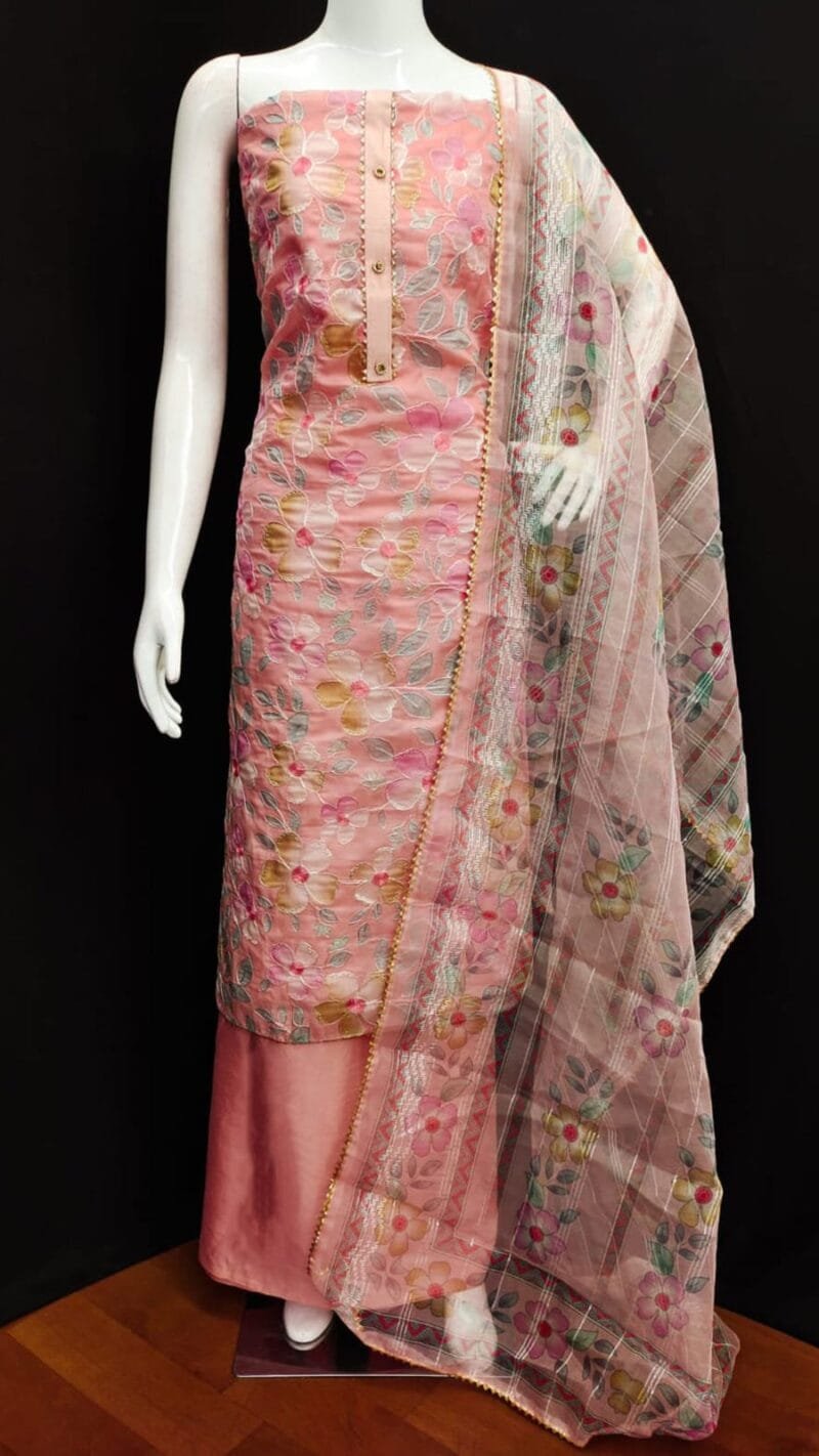 Wholesale Clothes Rack USA ORGANZA SILK WORK