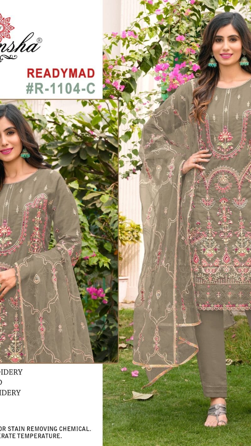 Wholesale Wooden Clothes Hangers USA