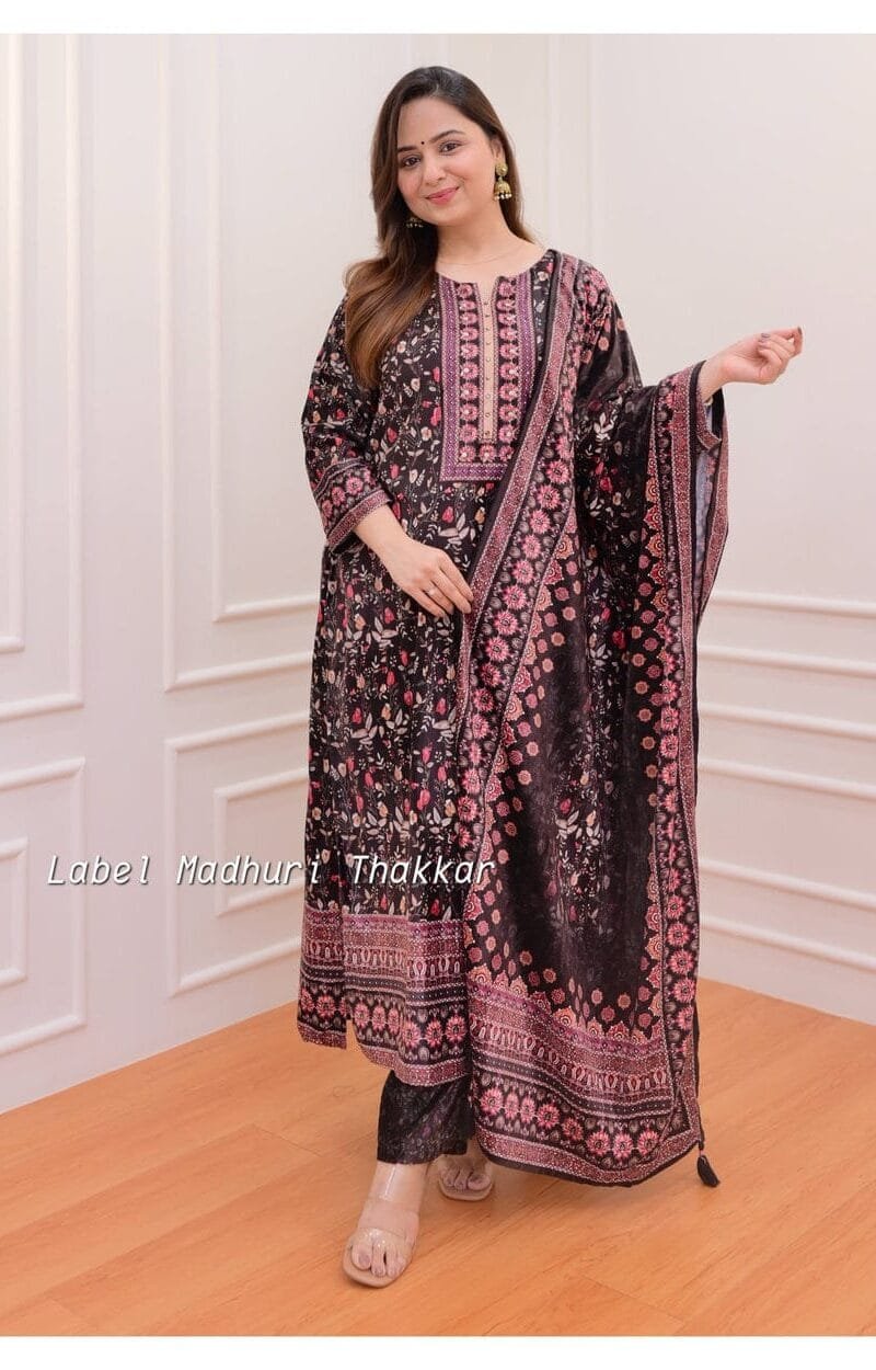 Hot and Latest Readymade Pakistani Suits