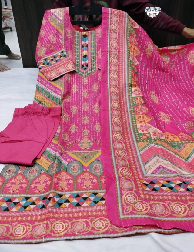 Hot and Latest Readymade Pakistani Suits
